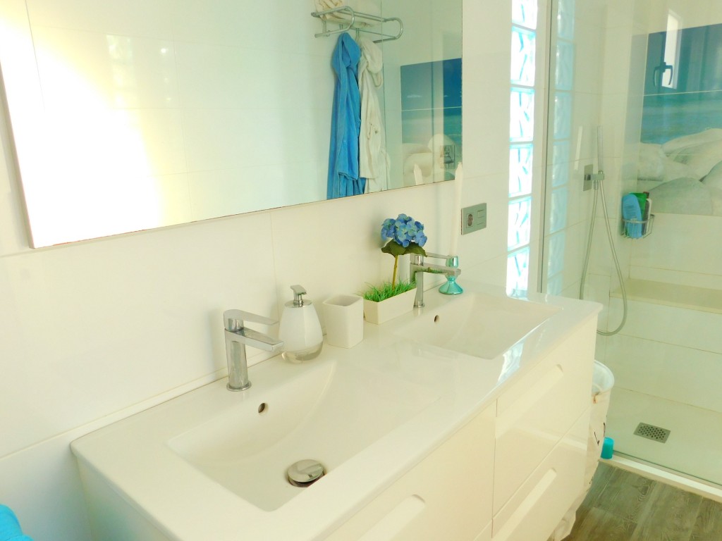 Villa in Guardamar del Segura, Alicante, Spanien 3 Schlafzimmer, 290 m2 Nr. 144781