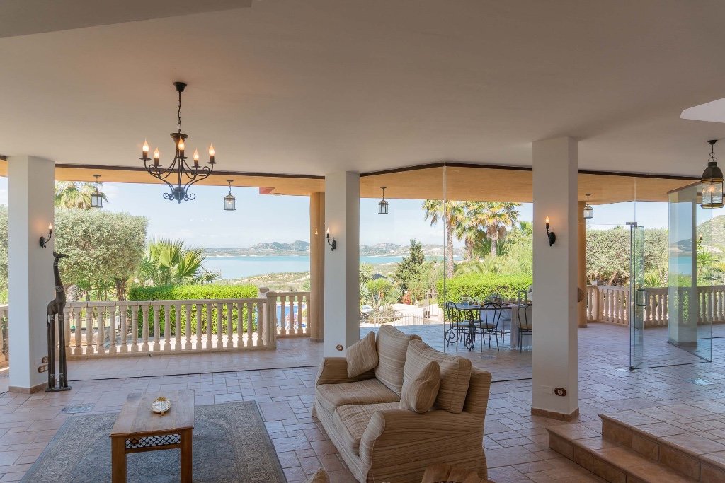 Villa in Alicante, Spanien 5 Schlafzimmer, 600 m2 Nr. 144783