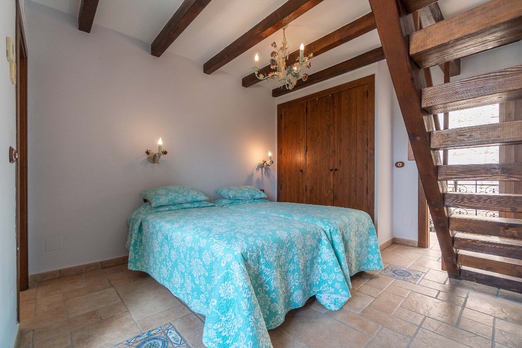 Villa in Alicante, Spanien 5 Schlafzimmer, 600 m2 Nr. 144783