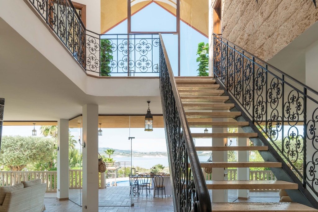 Villa in Alicante, Spanien 5 Schlafzimmer, 600 m2 Nr. 144783
