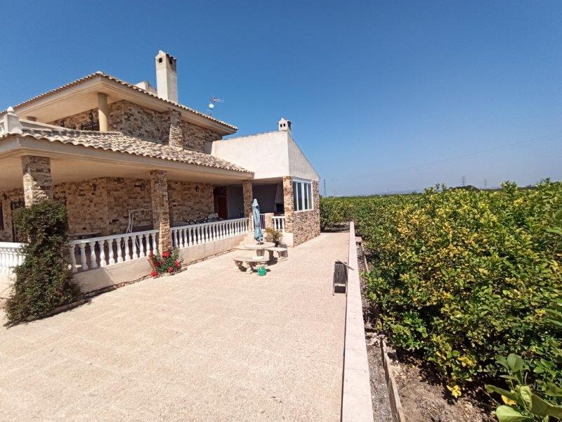 Finca à San Miguel de Salinas, Alicante, Espagne 6 chambres, 300 m2 No. 144782