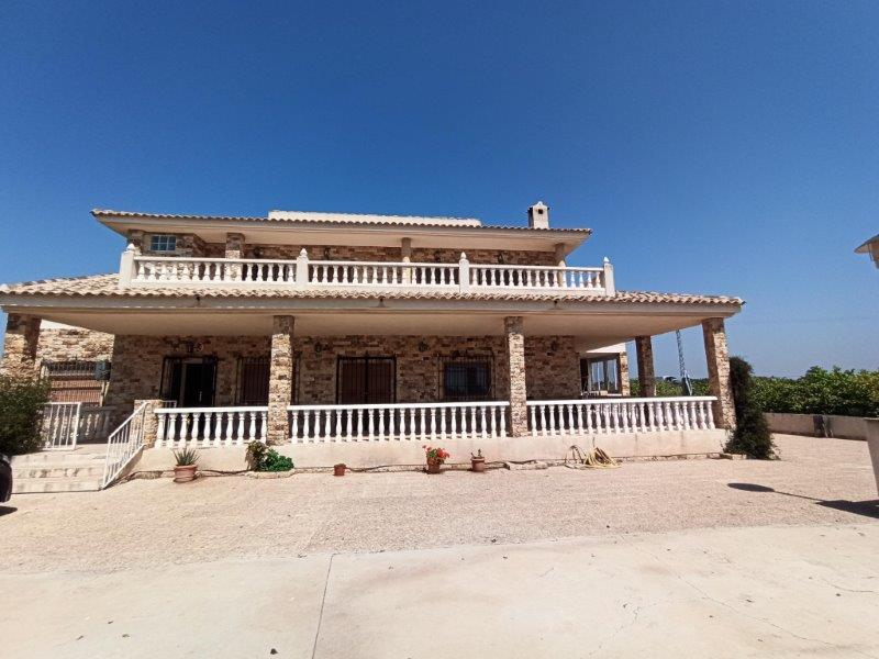 Finca à San Miguel de Salinas, Alicante, Espagne 6 chambres, 300 m2 No. 144782