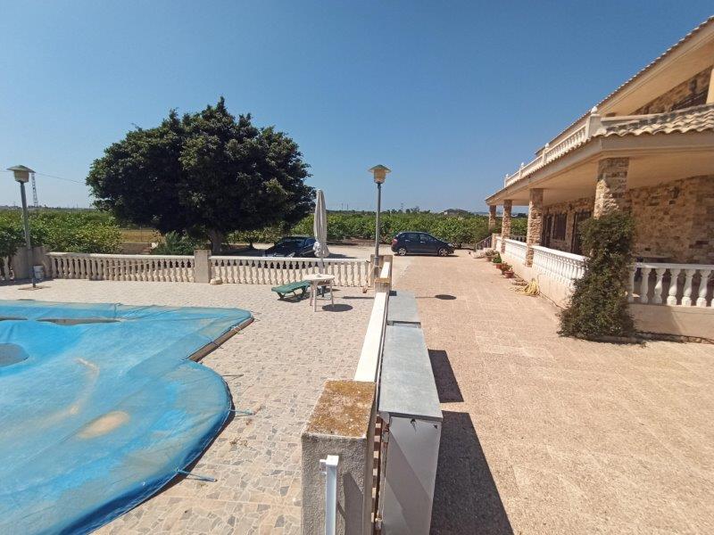 Finca à San Miguel de Salinas, Alicante, Espagne 6 chambres, 300 m2 No. 144782