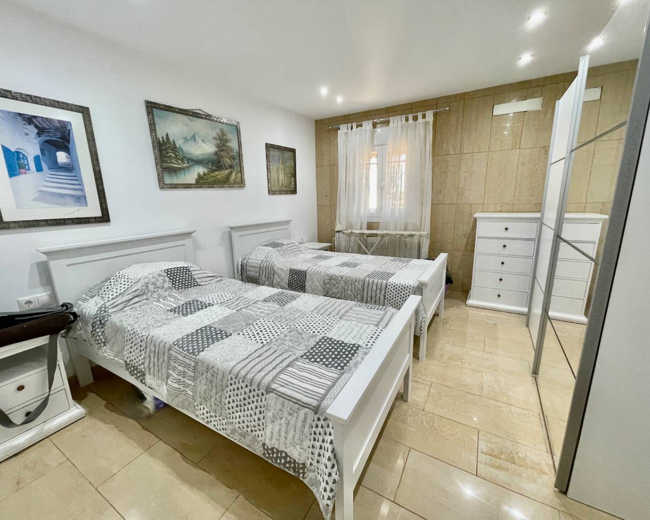 Villa in Guardamar del Segura, Alicante, Spain 6 bedrooms, 450 sq.m. No. 80960