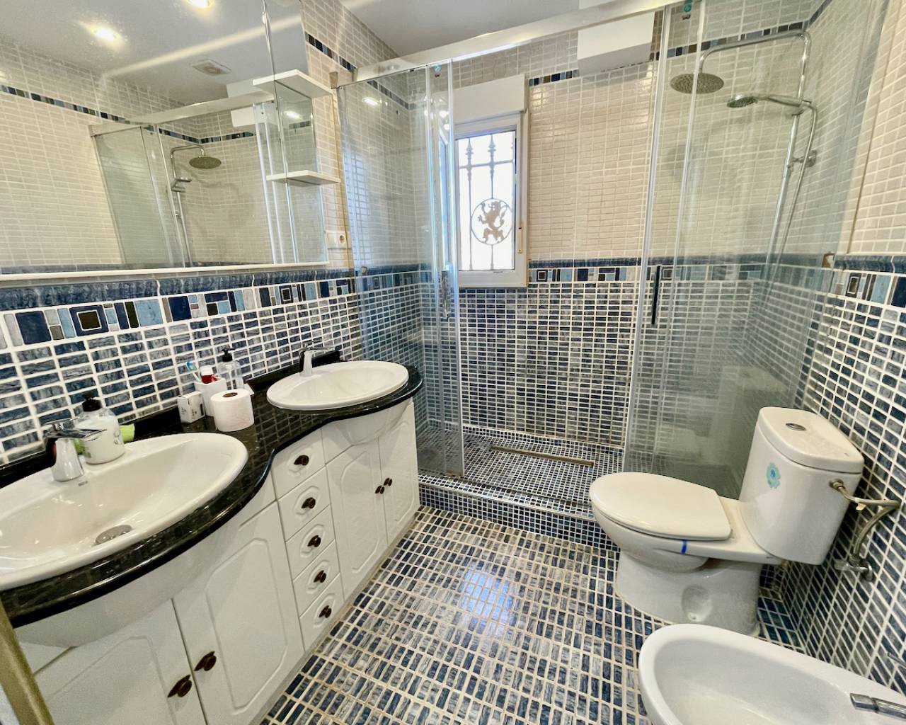 Villa in Guardamar del Segura, Alicante, Spain 6 bedrooms, 450 sq.m. No. 80960