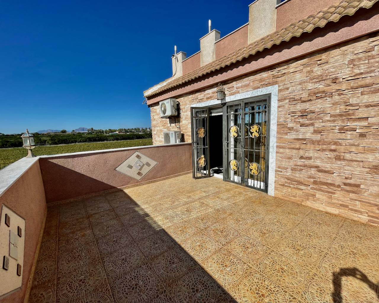 Villa in Guardamar del Segura, Alicante, Spain 6 bedrooms, 450 sq.m. No. 80960