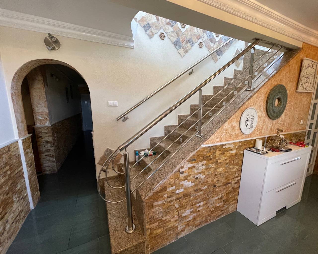 Villa in Guardamar del Segura, Alicante, Spain 6 bedrooms, 450 sq.m. No. 80960