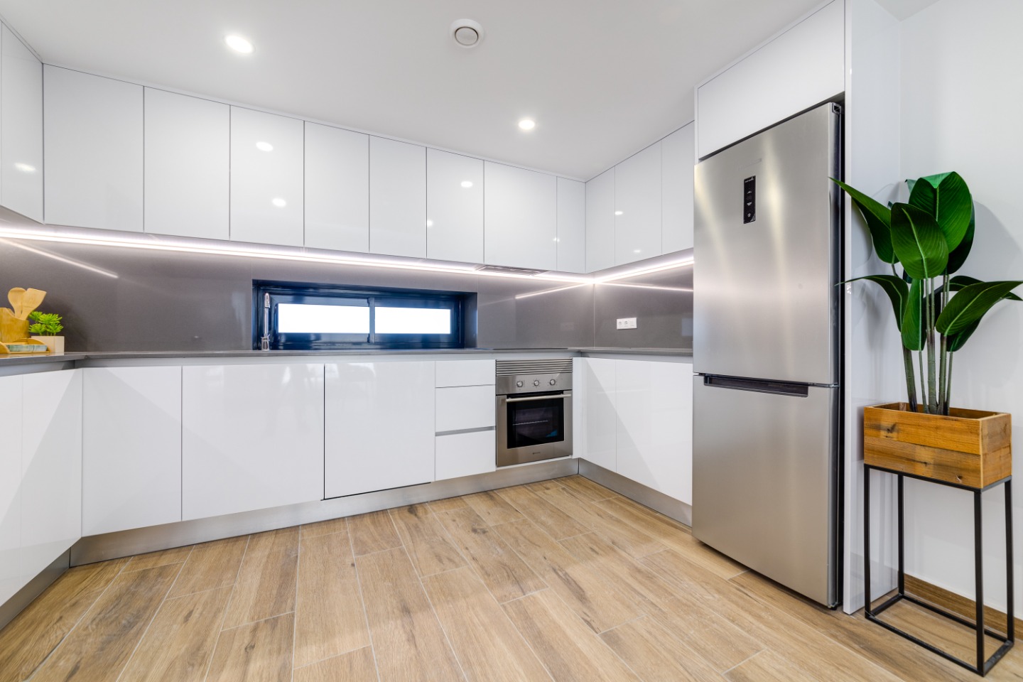 Appartamento a Los Alcazares, Murcia, Spagna 3 camere da letto, 112 mq. N° 80957