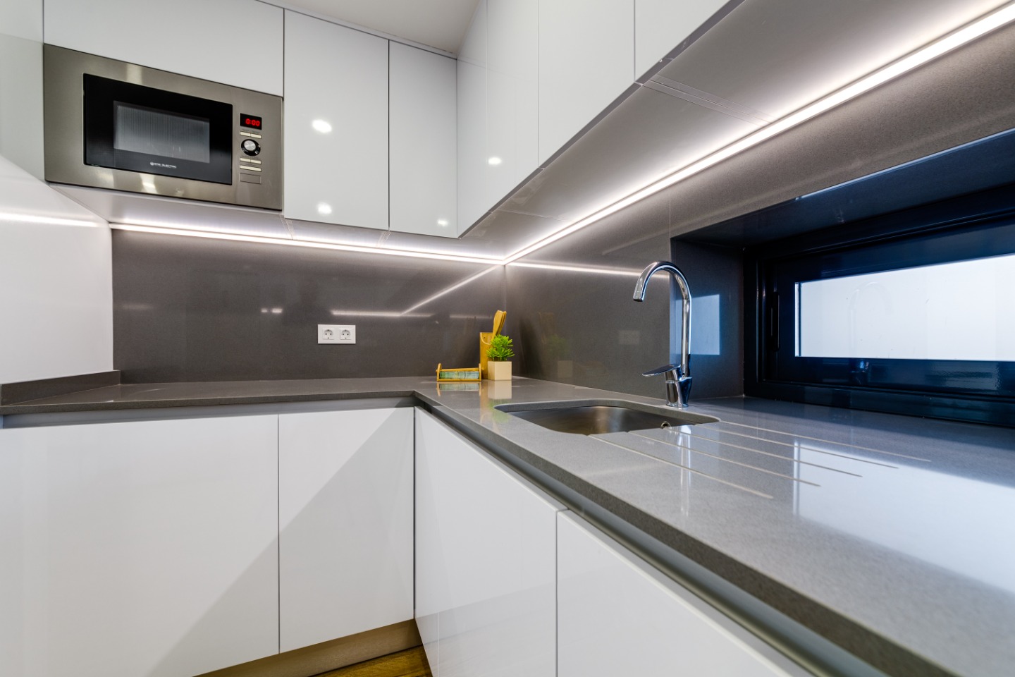 Appartamento a Los Alcazares, Murcia, Spagna 3 camere da letto, 112 mq. N° 80957