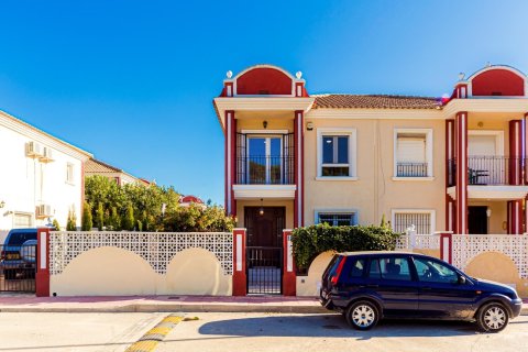 Townhouse in Dehesa De Campoamor, Alicante, Spain 4 bedrooms,  No. 189186