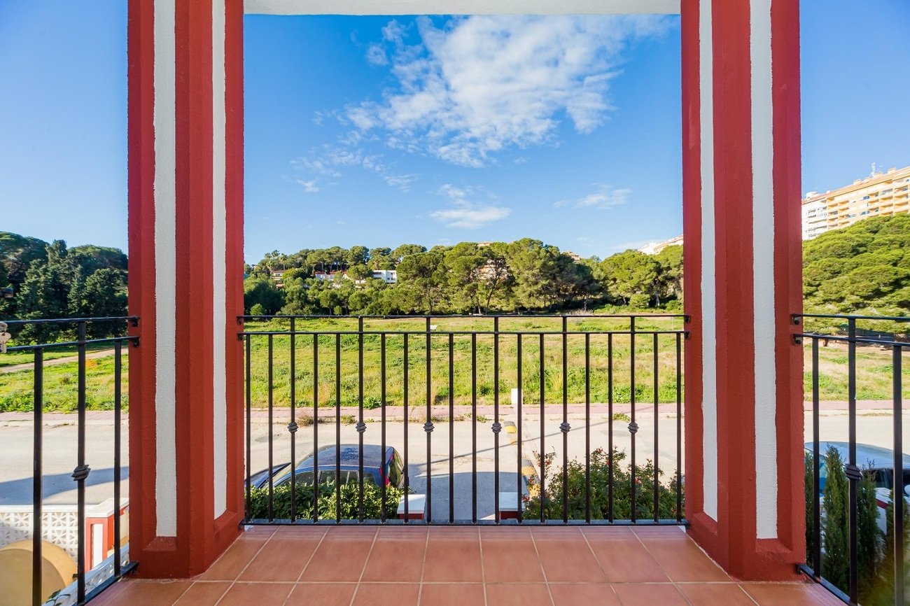 Townhouse in Dehesa De Campoamor, Alicante, Spain 4 bedrooms,  No. 189186