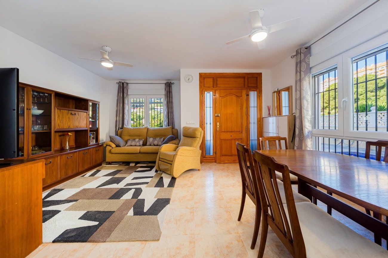 Townhouse in Dehesa De Campoamor, Alicante, Spain 4 bedrooms,  No. 189186