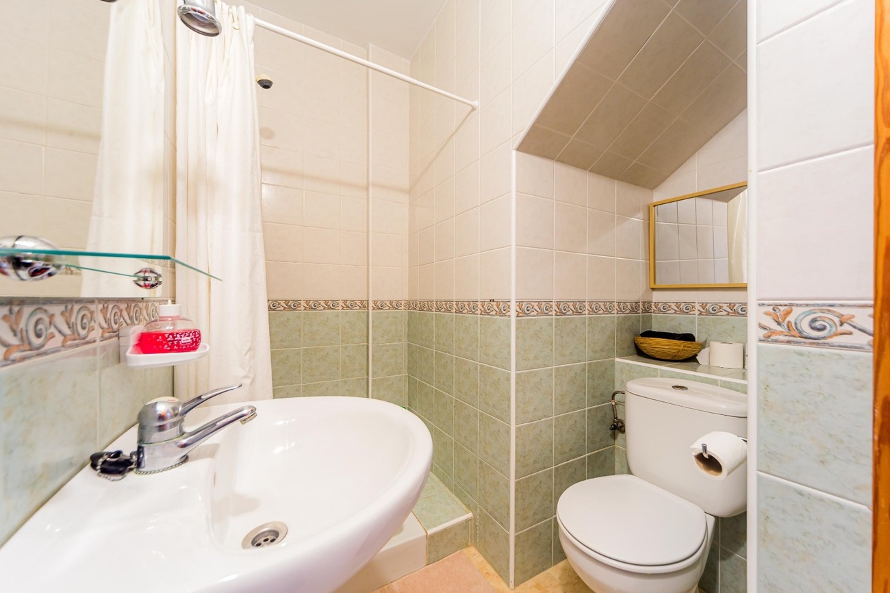 Townhouse in Dehesa De Campoamor, Alicante, Spain 4 bedrooms,  No. 189186