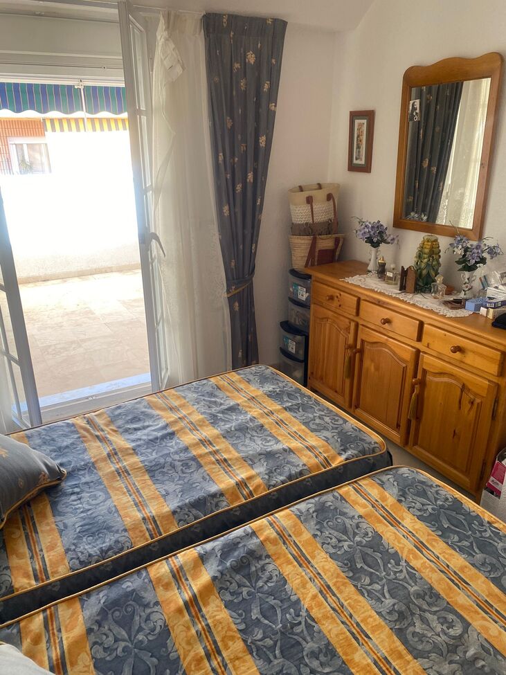 Apartamento en Torrevieja, Alicante, España 1 dormitorio,  No. 189188