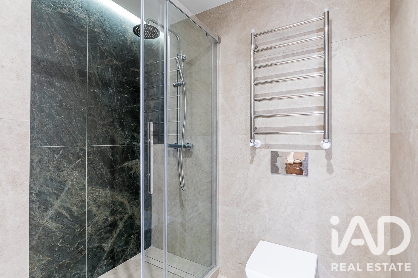 Huoneisto Madrid, Espanja 2 makuuhuonetta, 105 m2 No. 188072