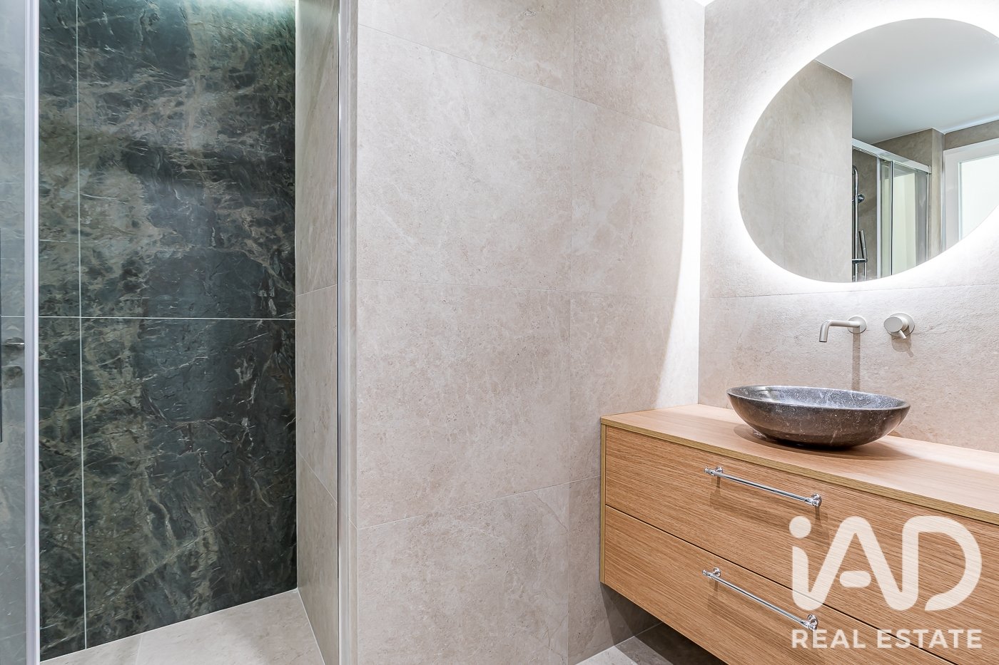 Huoneisto Madrid, Espanja 2 makuuhuonetta, 105 m2 No. 188072