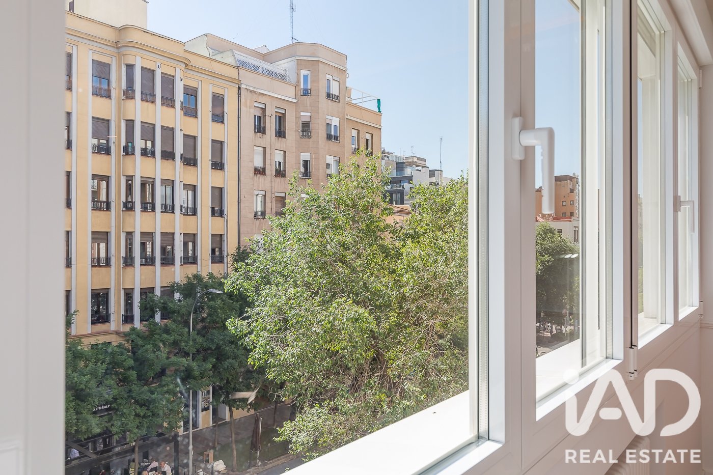 Huoneisto Madrid, Espanja 2 makuuhuonetta, 105 m2 No. 188072