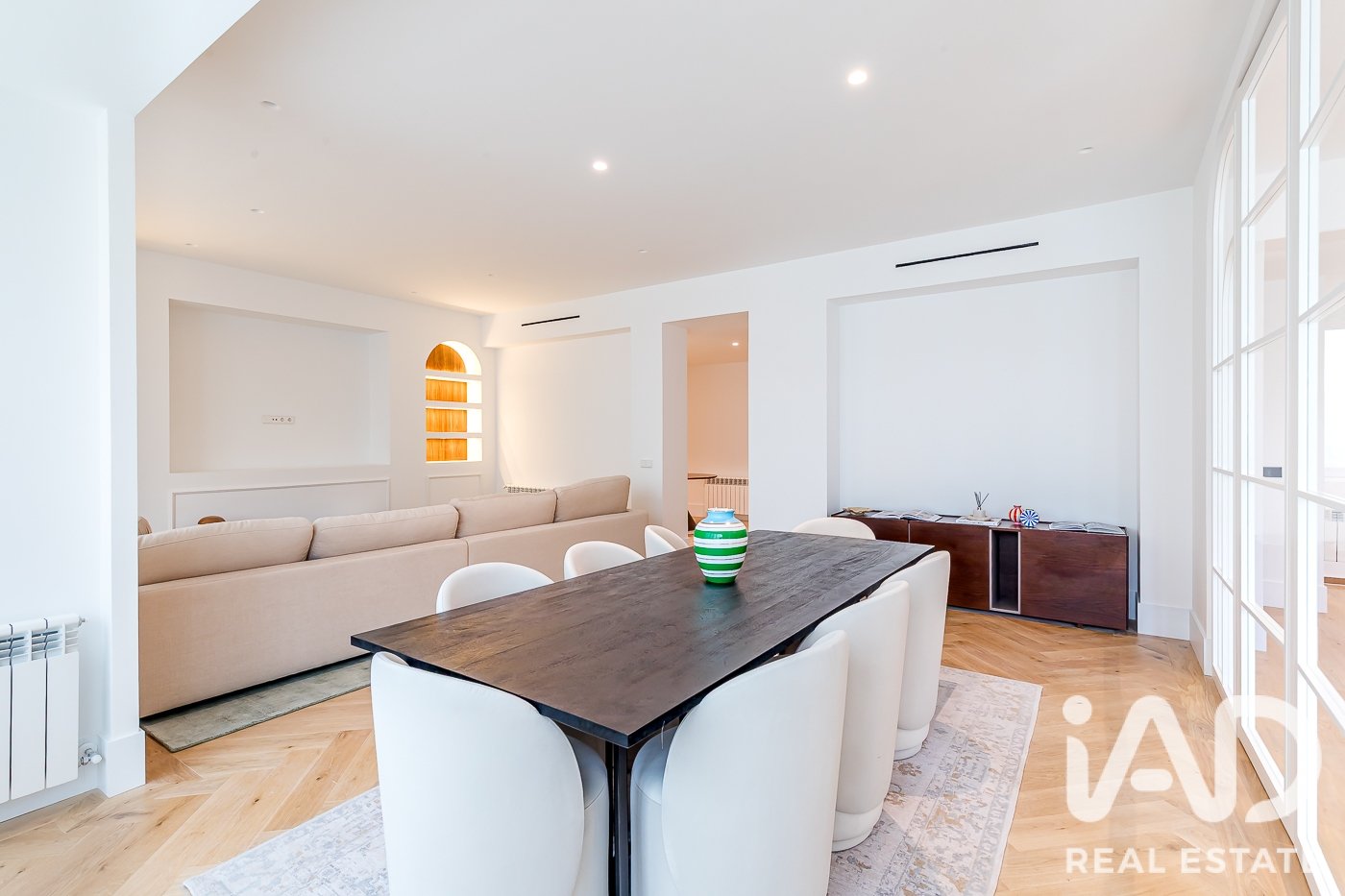Apartamento en Madrid, España 4 dormitorios, 304 m2 No. 188071