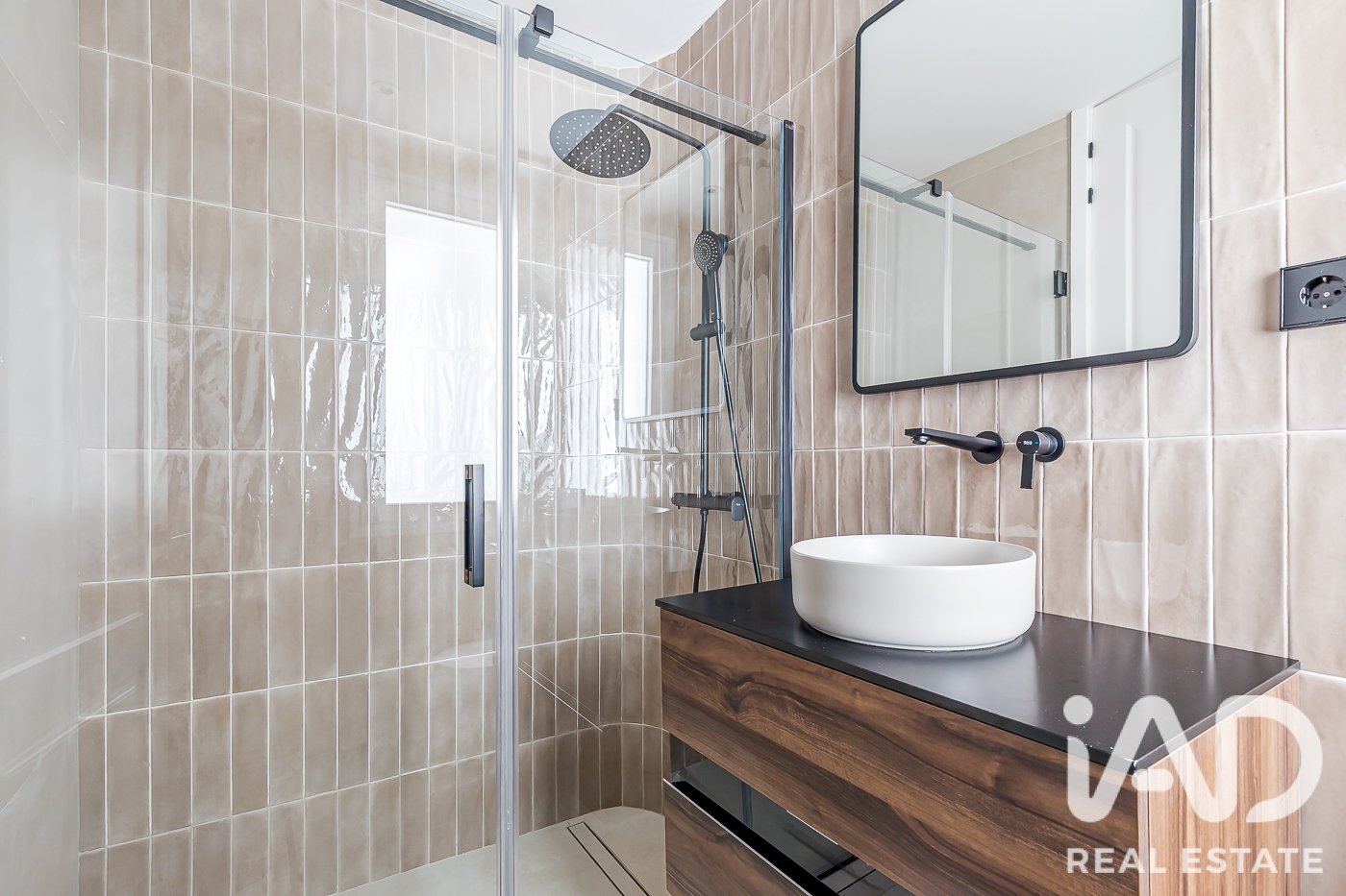 Apartamento en Madrid, España 4 dormitorios, 304 m2 No. 188071