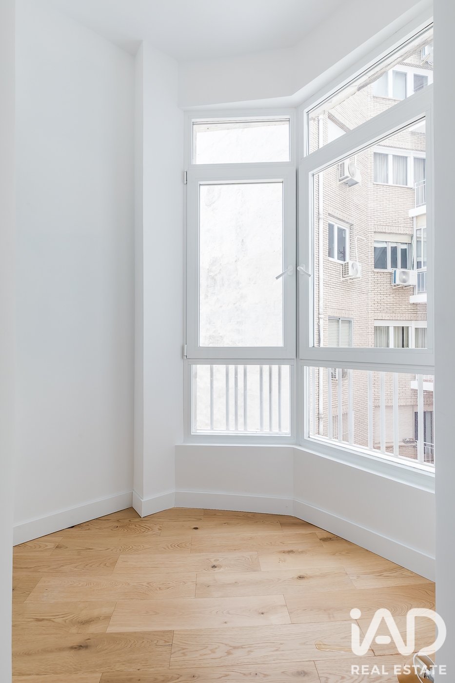 Apartamento en Madrid, España 4 dormitorios, 304 m2 No. 188071