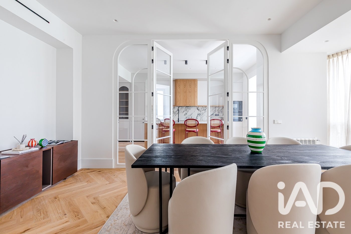 Apartamento en Madrid, España 4 dormitorios, 304 m2 No. 188071