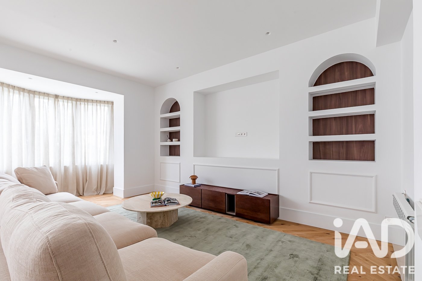 Apartamento en Madrid, España 4 dormitorios, 304 m2 No. 188071