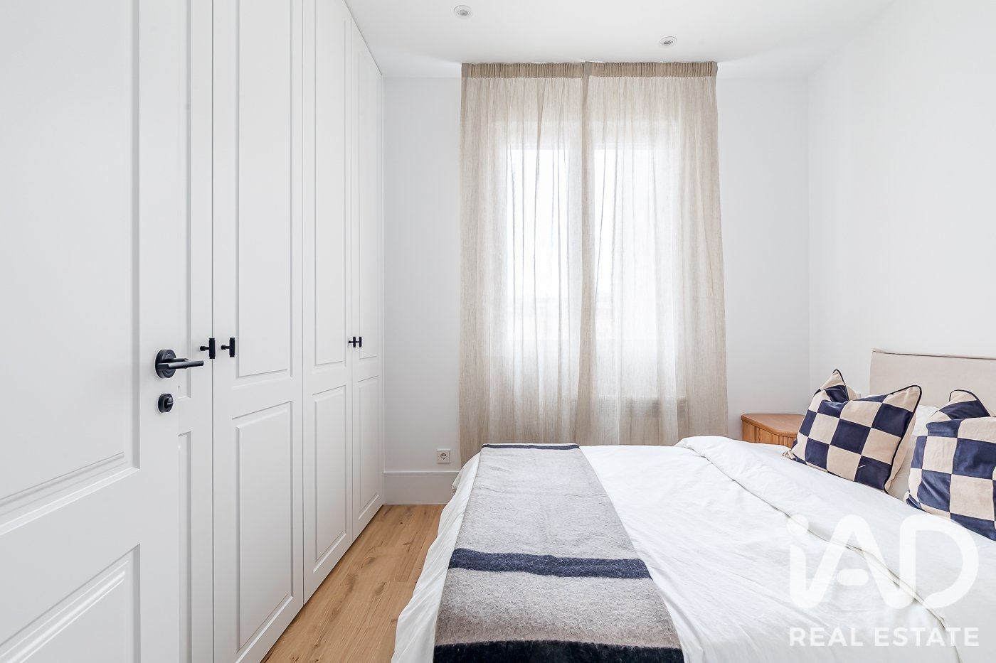 Apartamento en Madrid, España 4 dormitorios, 304 m2 No. 188071