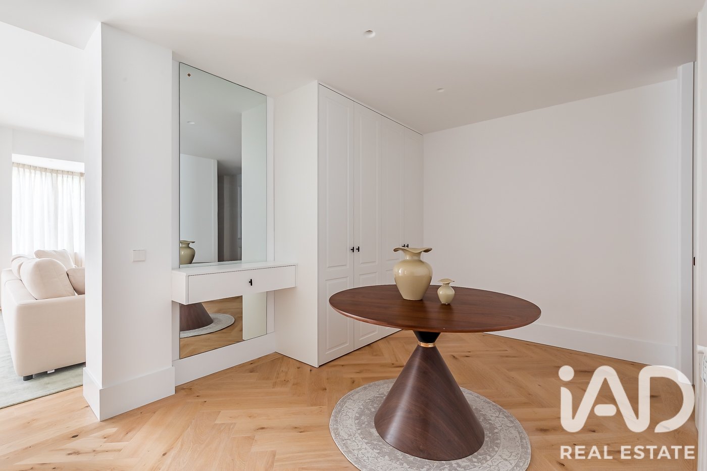 Apartamento en Madrid, España 4 dormitorios, 304 m2 No. 188071