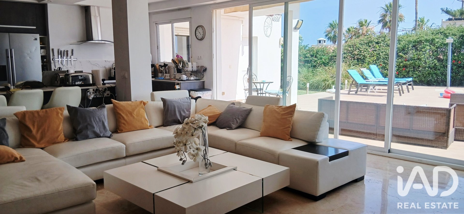 House à Mijas, Malaga, Espagne 7 chambres, 276 m2 No. 188139