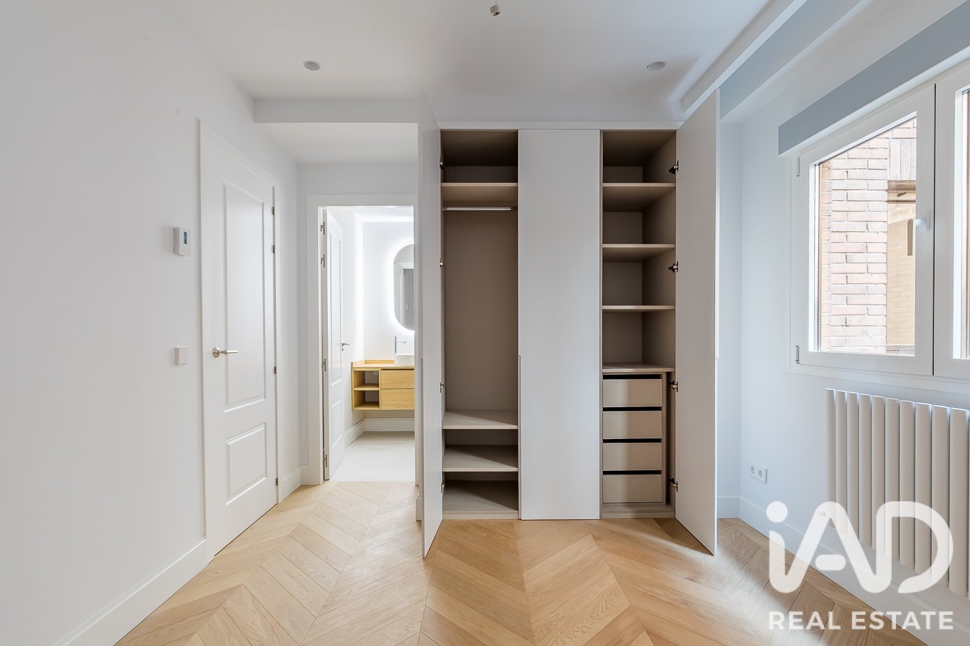 Huoneisto Madrid, Espanja 3 makuuhuonetta, 218 m2 No. 188069