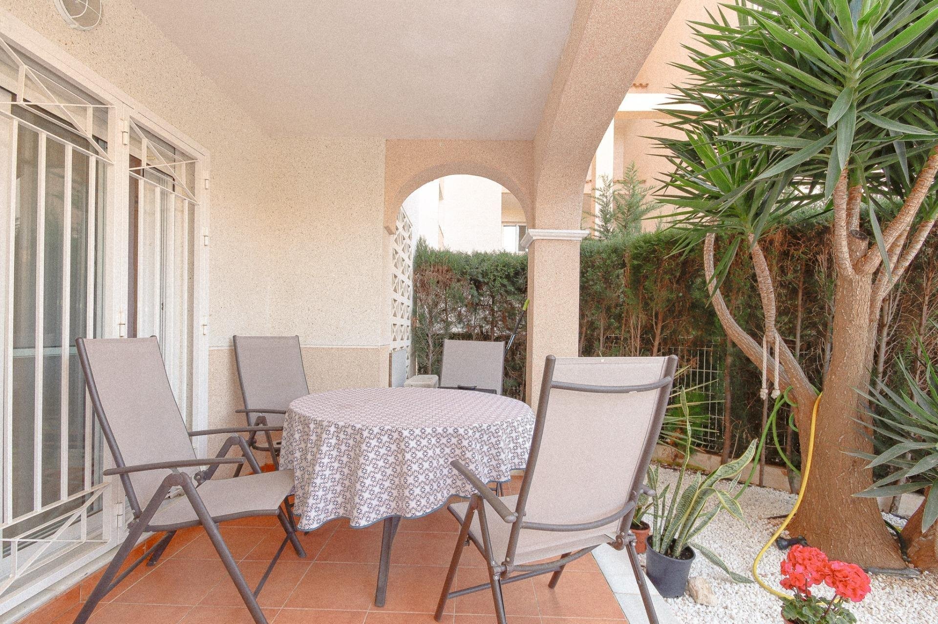 Appartamento a Alicante, Spagna 1 camera da letto, 109 mq. N° 166586
