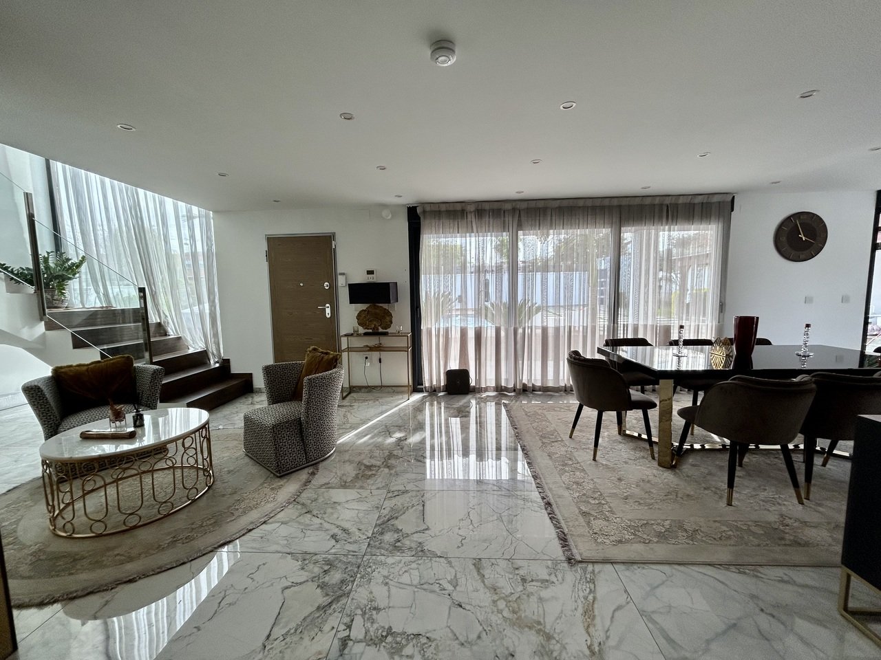 Villa Los Balcones, Alicante, Spānijā 3 istabas, 241 m2 Nr. 139375