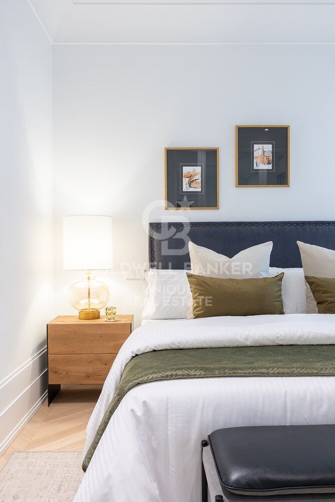 Appartamento a Madrid, Spagna 4 camere da letto, 200 mq. N° 157707