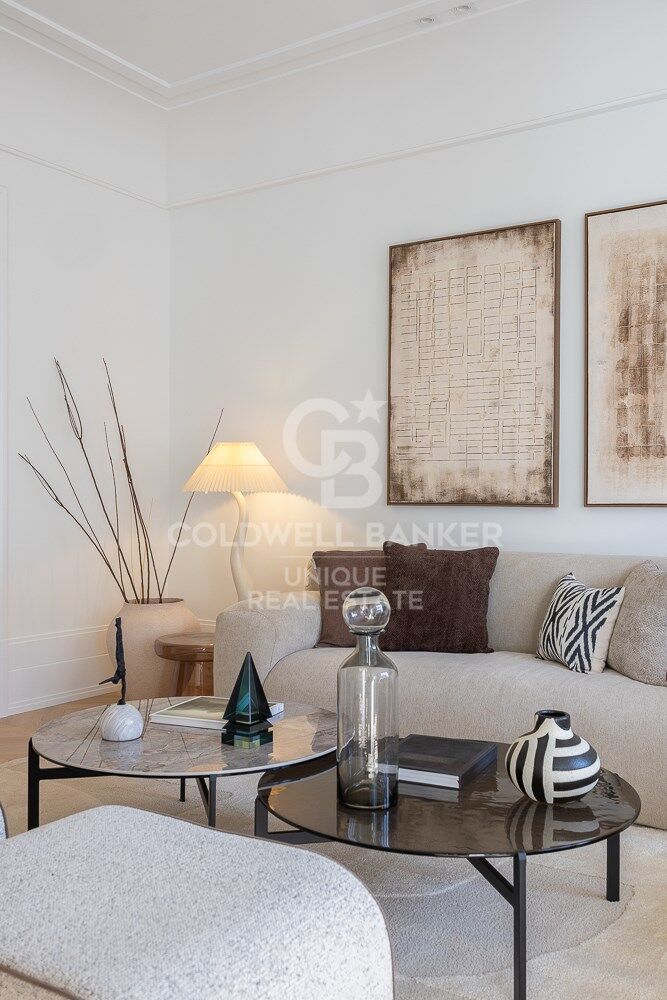 Appartamento a Madrid, Spagna 4 camere da letto, 200 mq. N° 157707