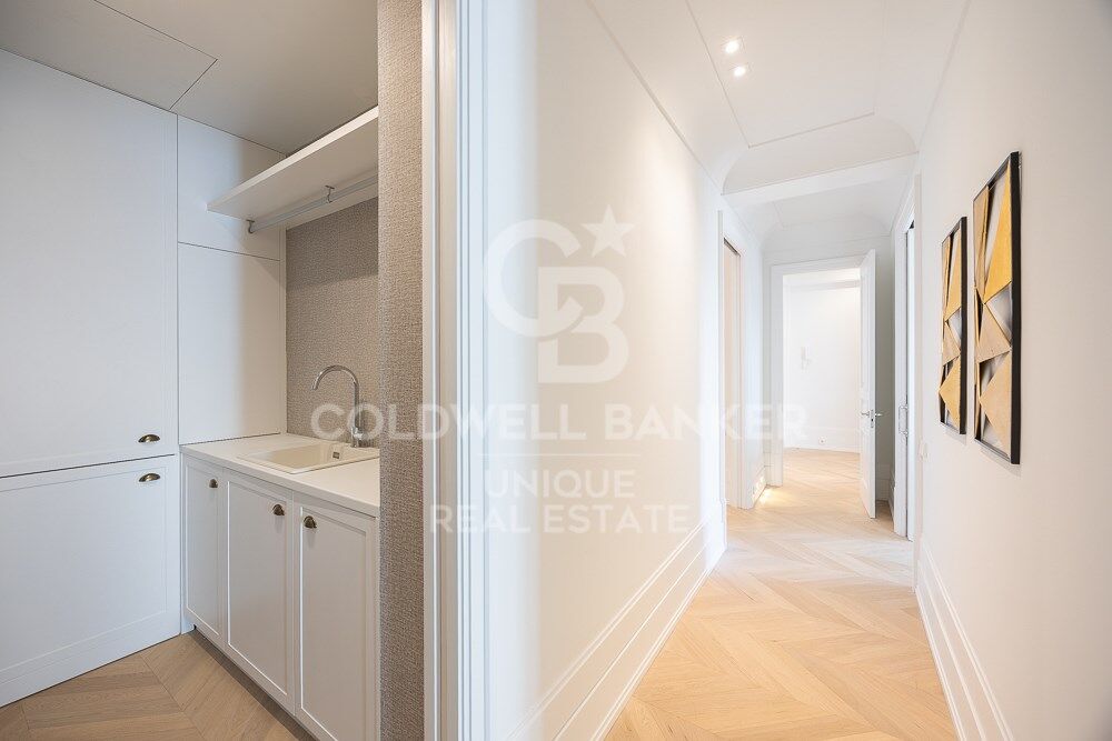 Appartamento a Madrid, Spagna 4 camere da letto, 200 mq. N° 157707