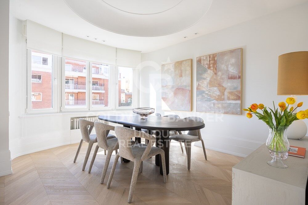 Appartamento a Madrid, Spagna 4 camere da letto, 200 mq. N° 157707