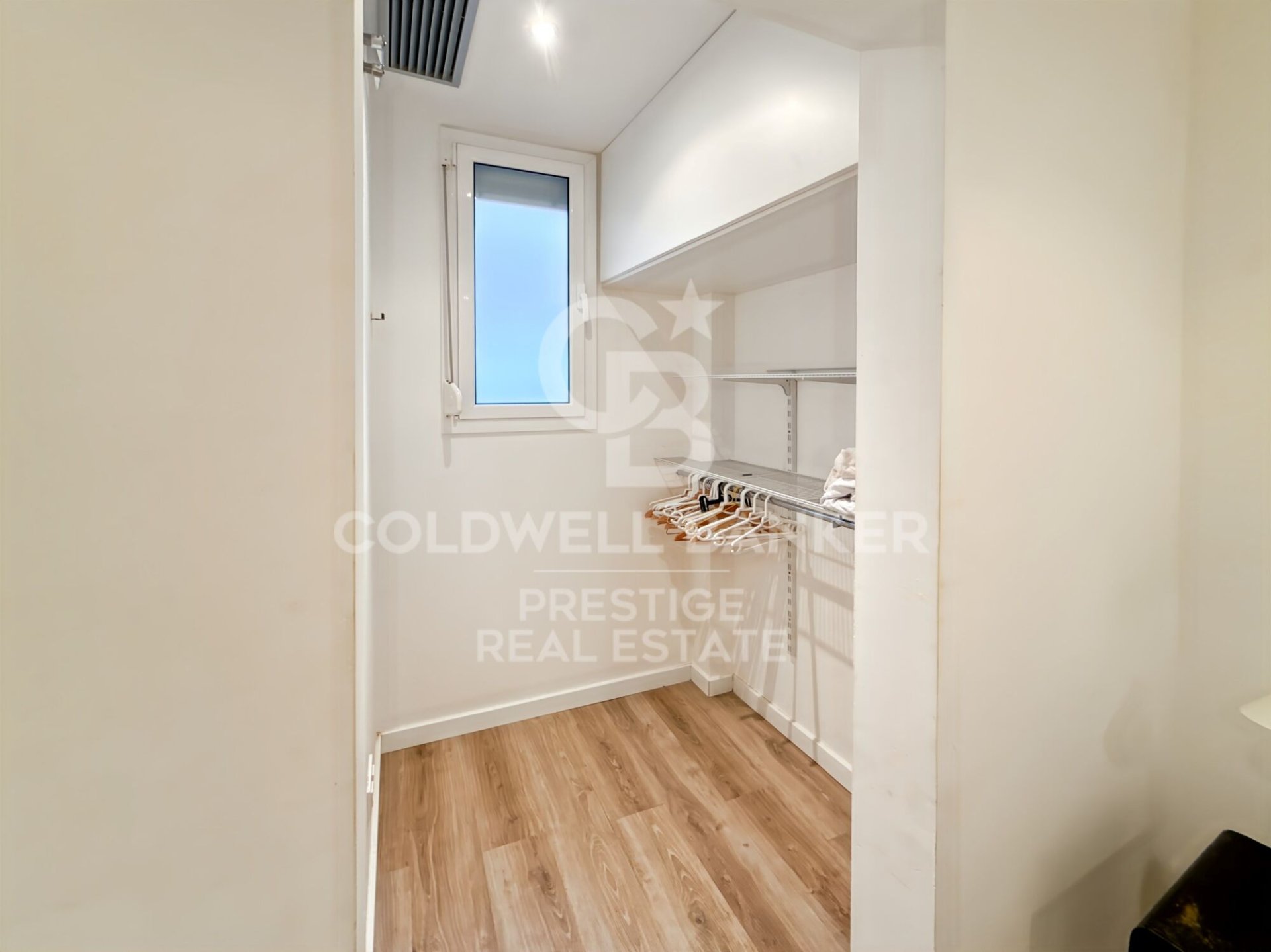Apartment in Barcelona, Spain 1 bedroom, 64 sq.m. No. 157706