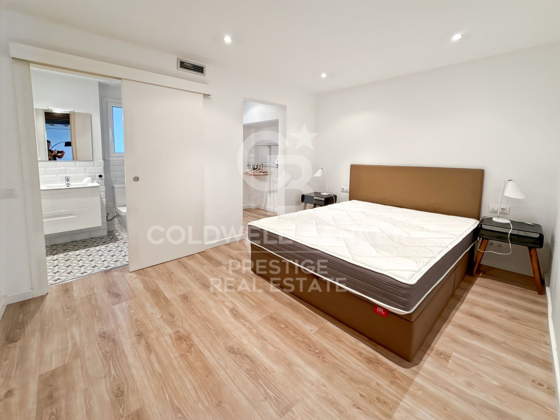 Apartment in Barcelona, Spain 1 bedroom, 64 sq.m. No. 157706