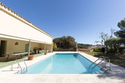 Casa a Barcelona, Spagna 10 camere da letto, 581 mq. N° 177832