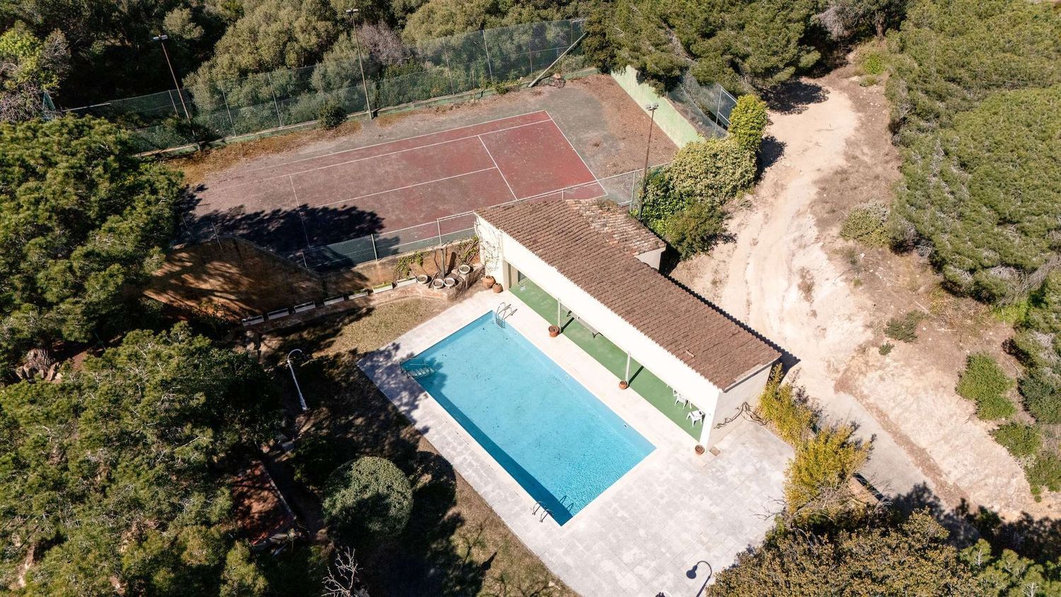 House à Barcelona, Espagne 10 chambres, 581 m2 No. 177832