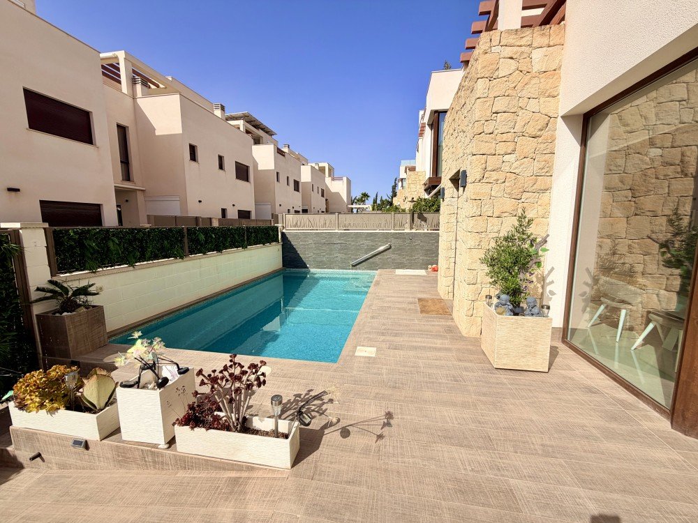 Townhouse à Ciudad Quesada, Alicante, Espagne 3 chambres, 156 m2 No. 194915