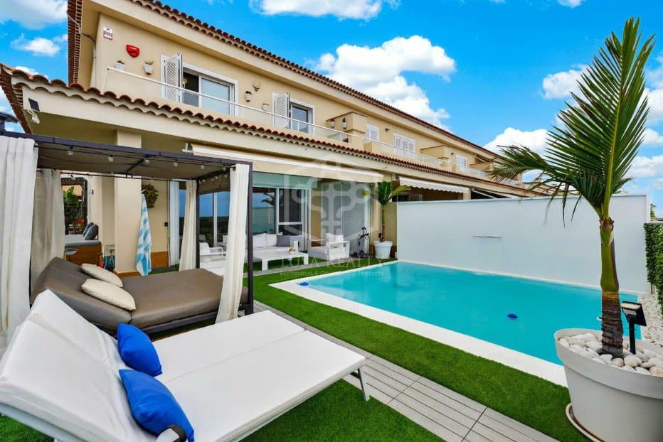 Rindu māja Santiago del Teide, Tenerife, Spānijā 4 istabas, 312 m2 Nr. 173494