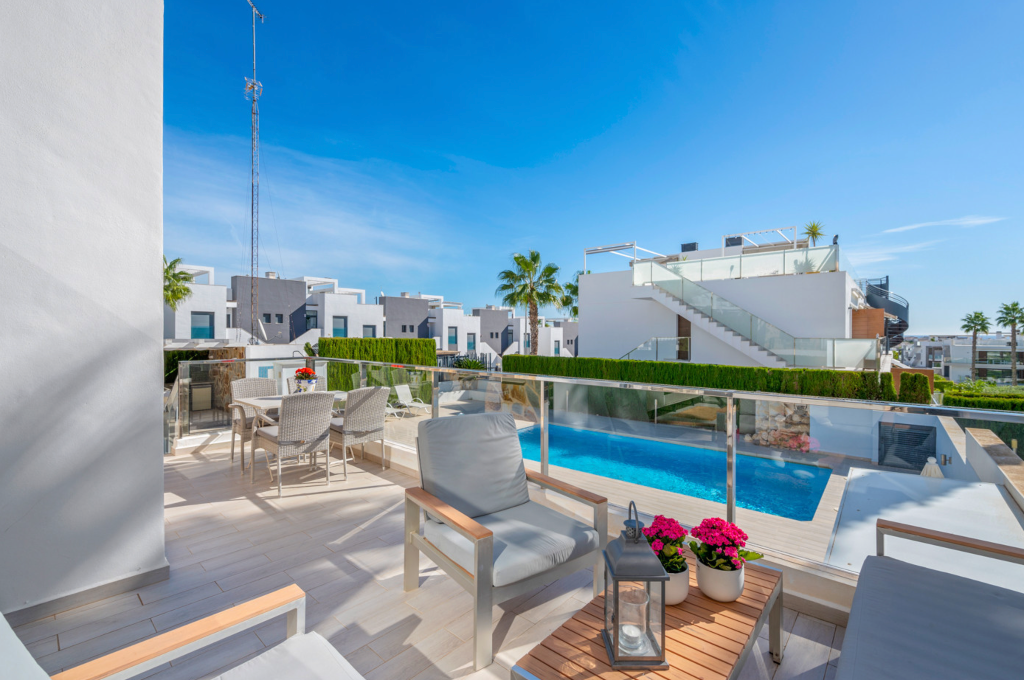 Townhouse in Punta Prima, Alicante, Spanien 3 Schlafzimmer, 135 m2 Nr. 145439