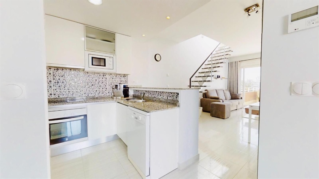 Квартира в Пунта Прима, Аликанте, Испания 2 спальни, 75м2 №145435