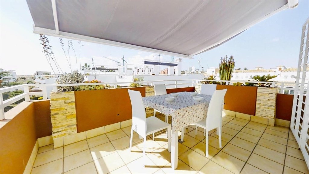 Квартира в Пунта Прима, Аликанте, Испания 2 спальни, 75м2 №145435