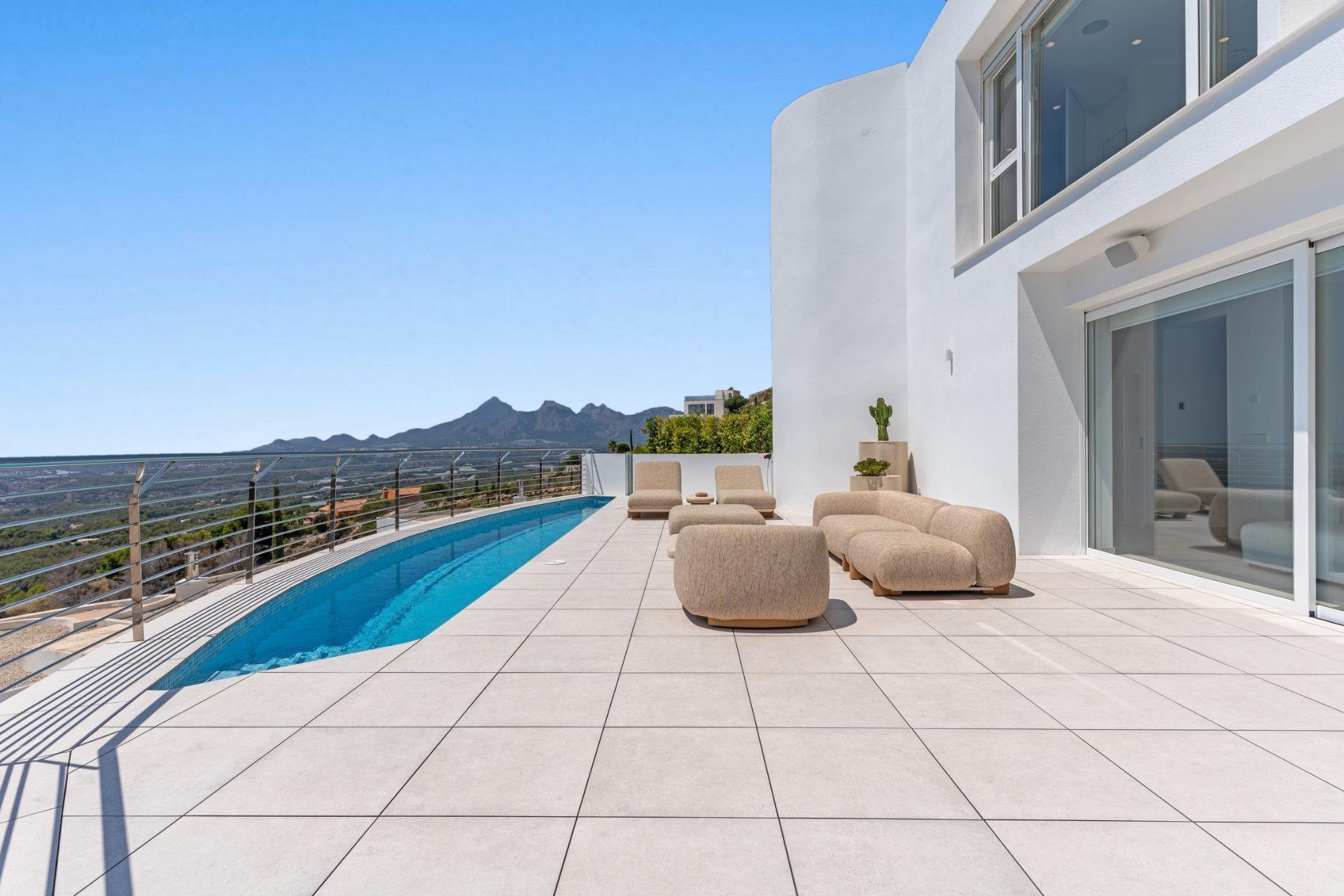 Villa a Altea, Alicante, Spagna 4 camere da letto, 405 mq. N° 179249