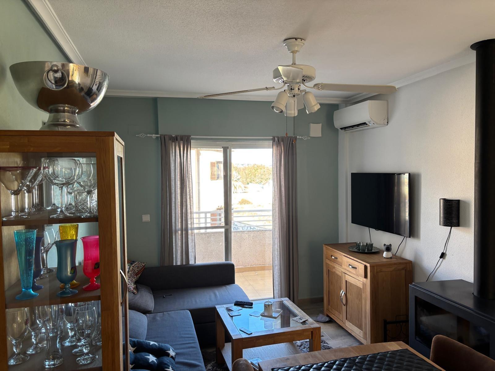 Takvåning i Nueva Torrevieja, Alicante, Spanien 2 sovrum, 65 kvm. Nr. 165870