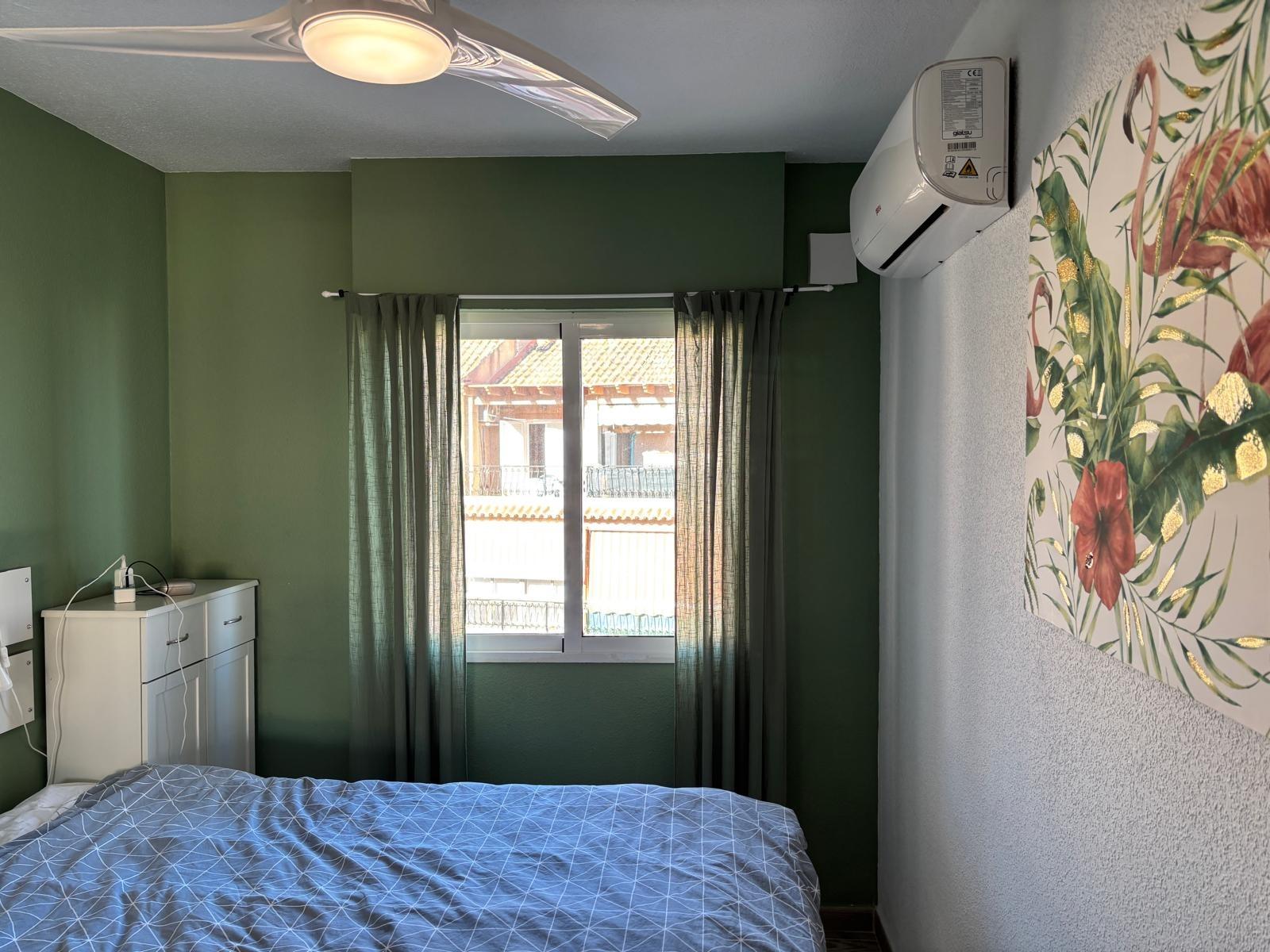 Takvåning i Nueva Torrevieja, Alicante, Spanien 2 sovrum, 65 kvm. Nr. 165870