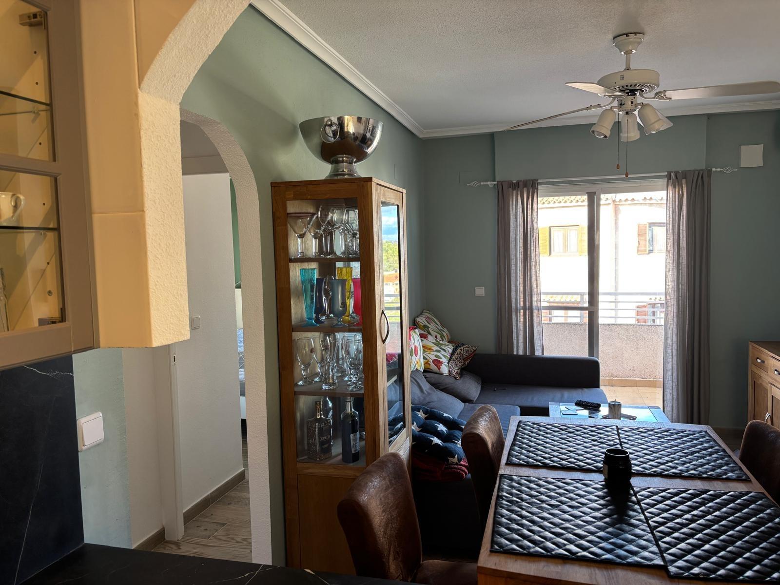Takvåning i Nueva Torrevieja, Alicante, Spanien 2 sovrum, 65 kvm. Nr. 165870