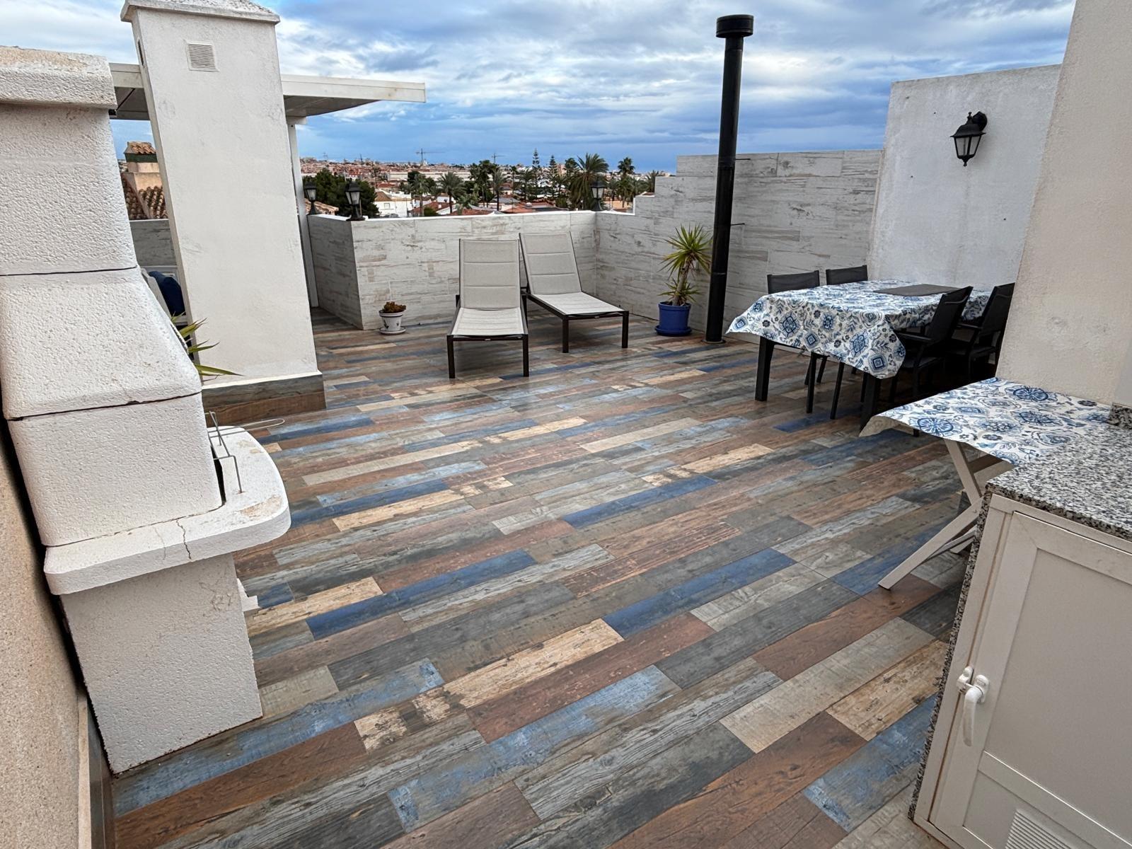 Takvåning i Nueva Torrevieja, Alicante, Spanien 2 sovrum, 65 kvm. Nr. 165870